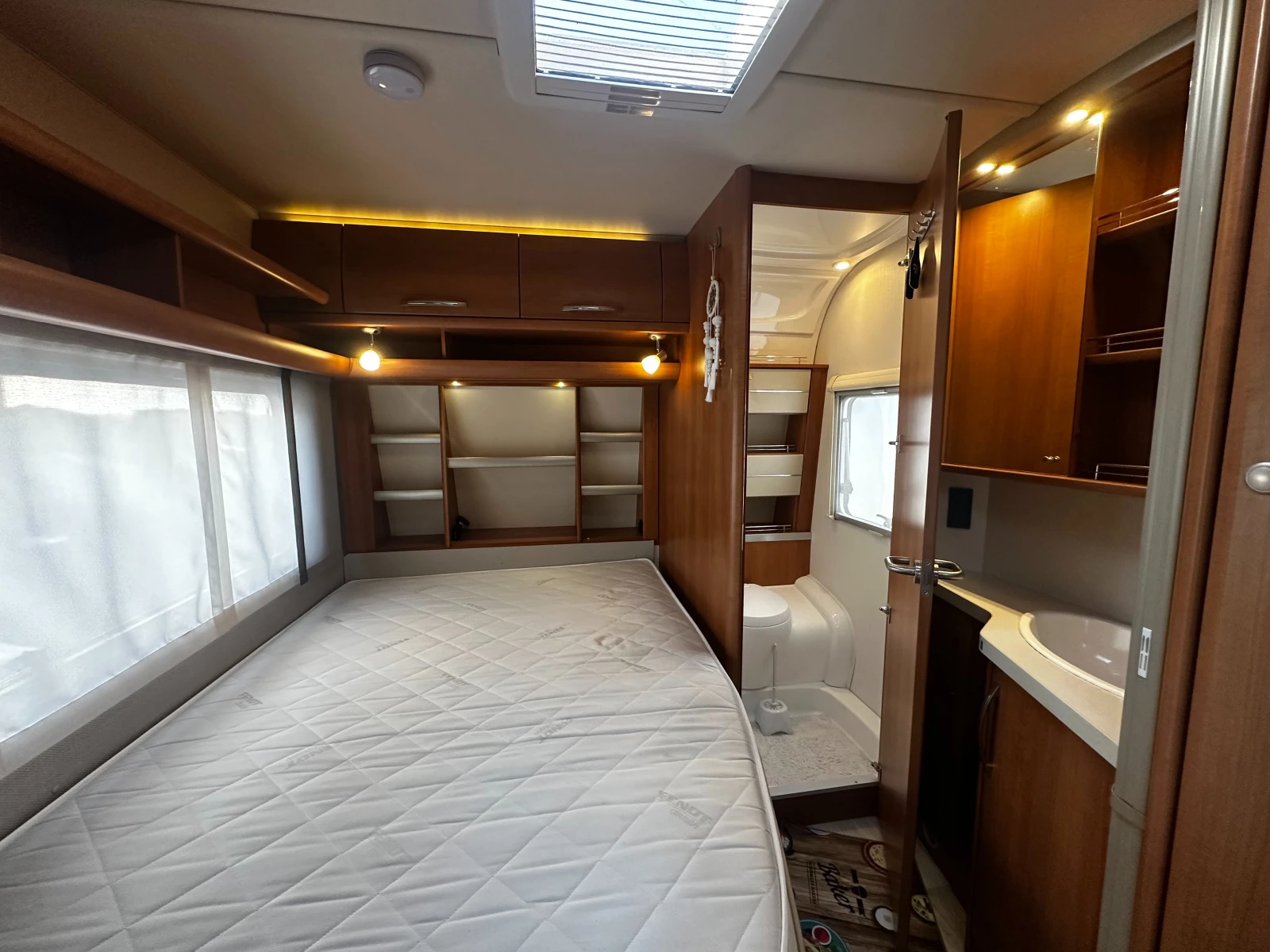 Каравана Fendt bianco, снимка 3 - Каравани и кемпери - 54223033