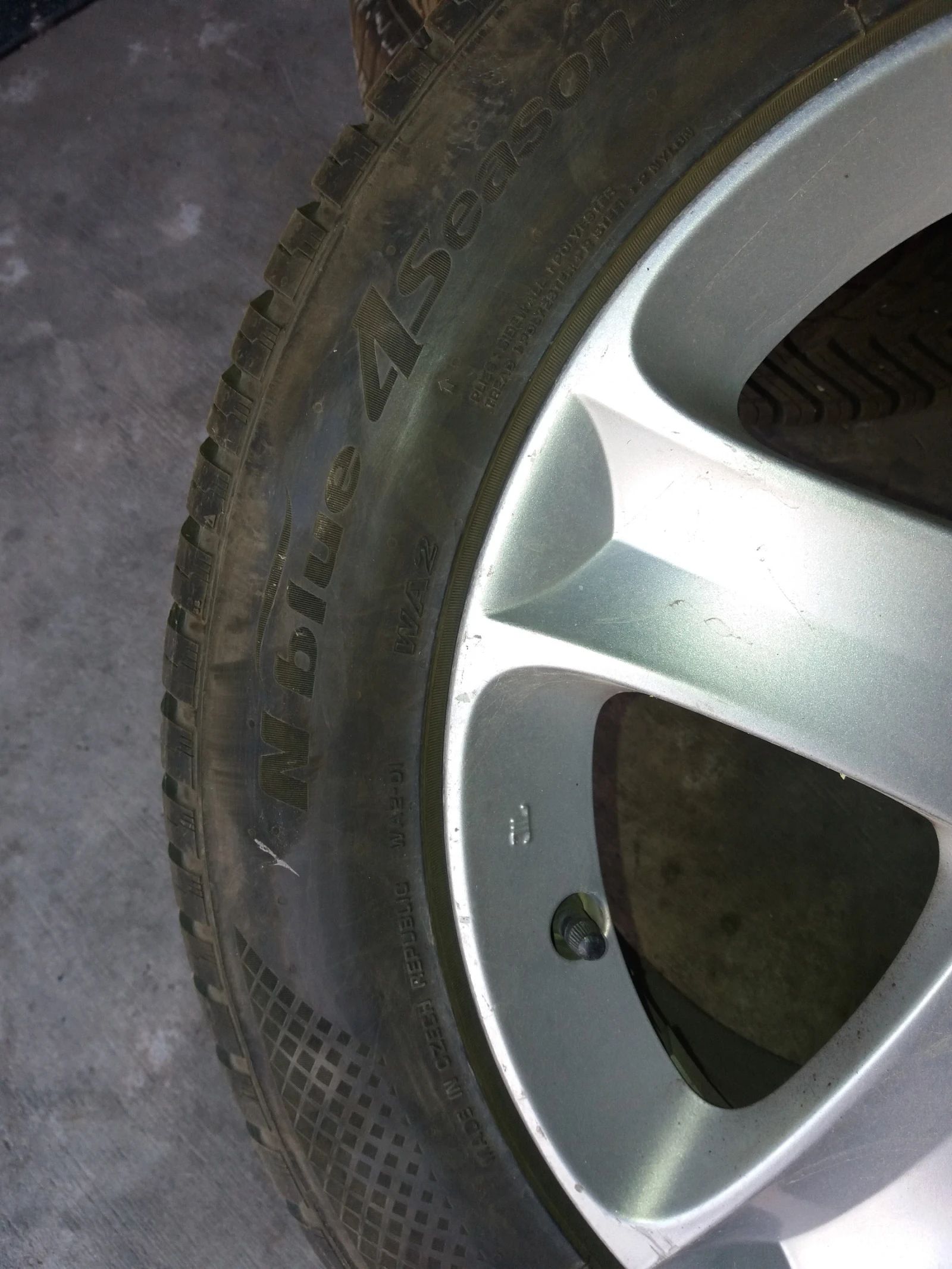 ���� � ������ 215/55R17 �� Peugeot 407 | Mobile.bg � ����������� 3