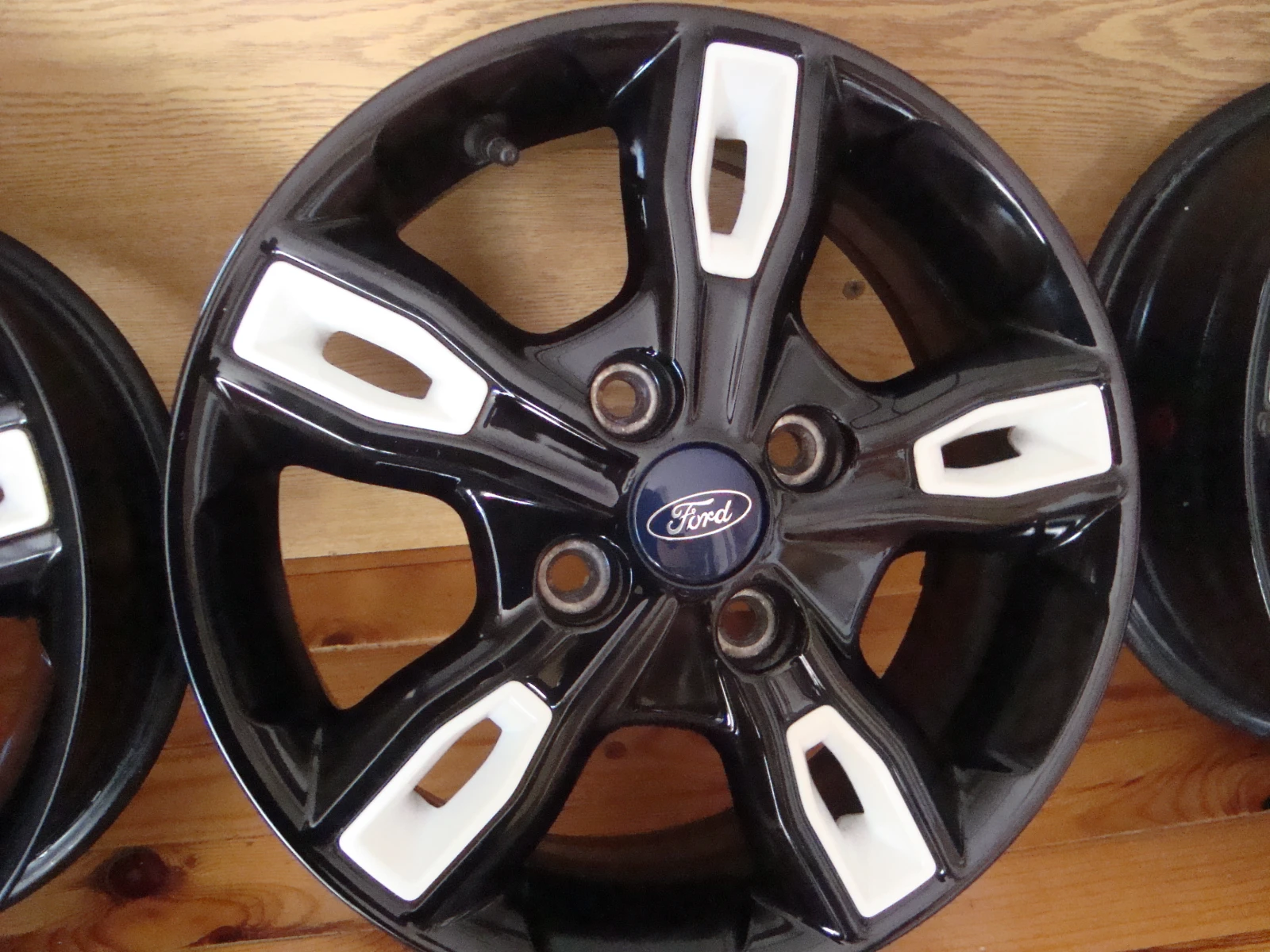 ������ | Mobile.bg � ����������� 8