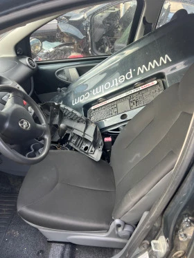 Toyota Aygo 1.0i , снимка 7