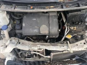 Toyota Aygo 1.0i , снимка 13