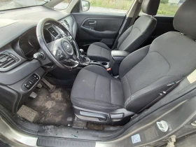 Kia Carens 1.7crdi-на части, снимка 8