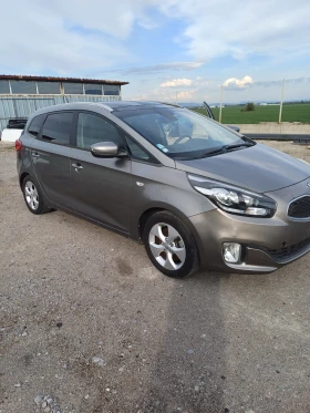 Kia Carens 1.7crdi-на части, снимка 15