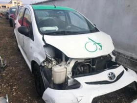 Toyota Aygo 1.0i  - [9] 