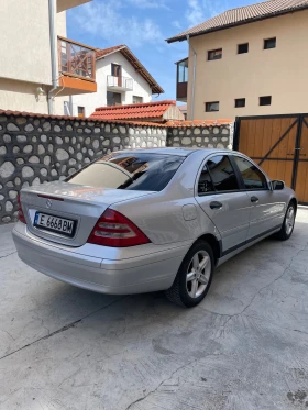 Mercedes-Benz C 200, снимка 5