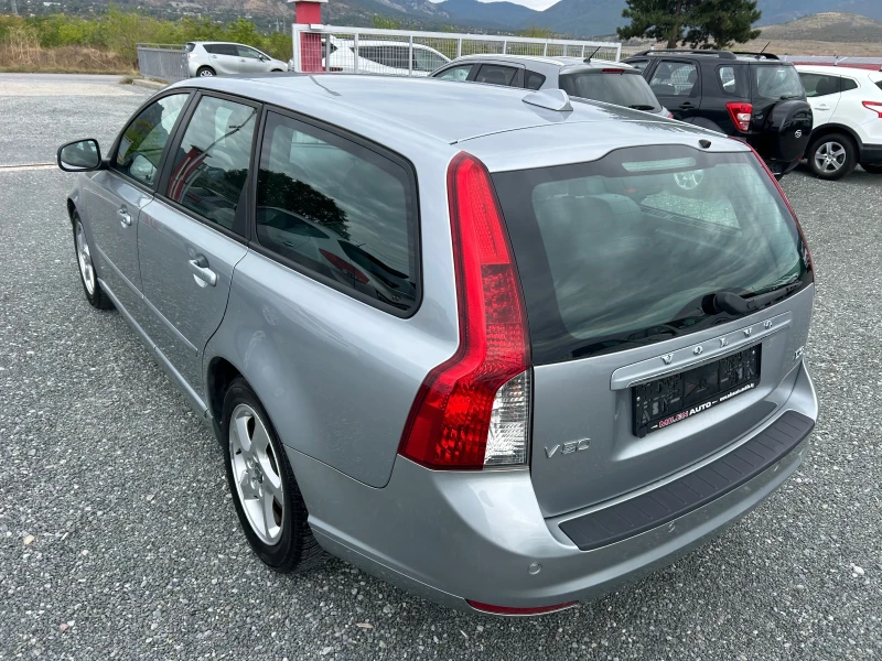 Volvo V50 (KATO НОВА), снимка 8 - Автомобили и джипове - 47002819