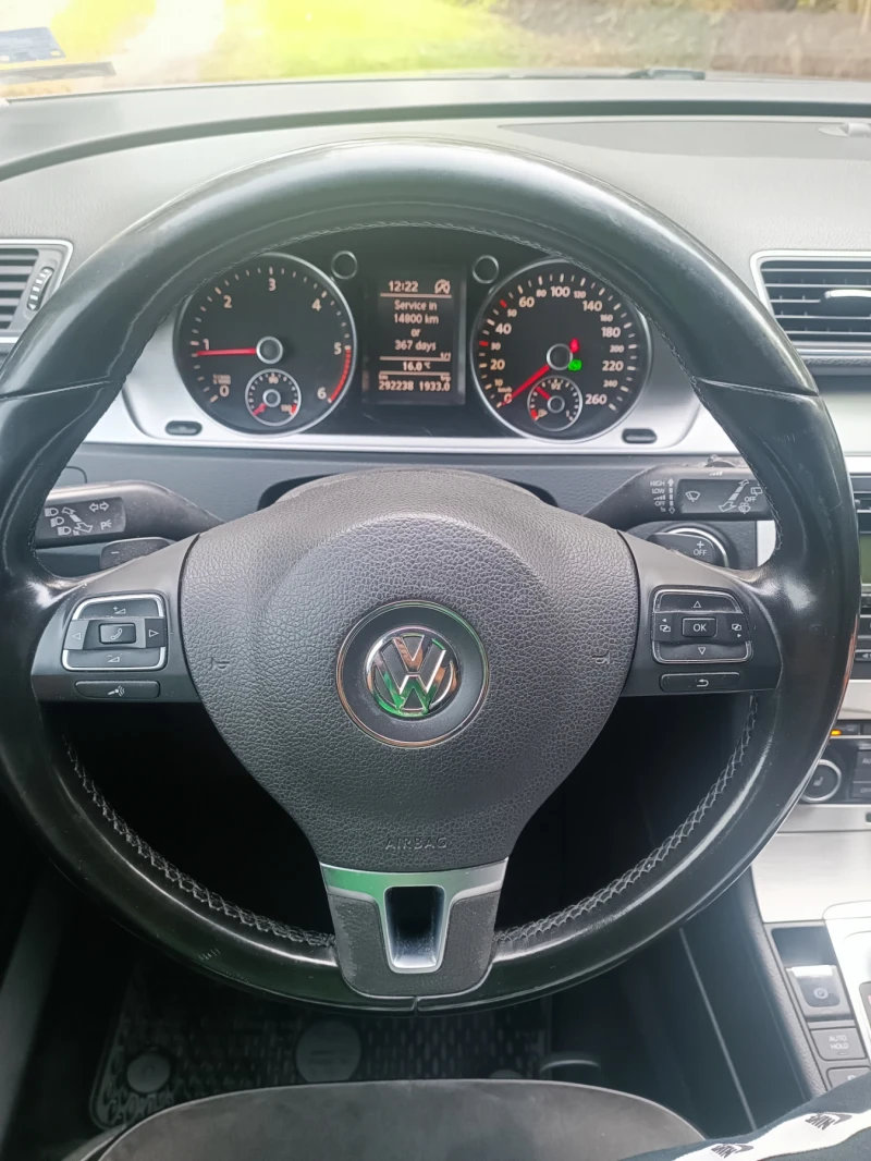 VW Passat 2.0 TDI Bluemotion, снимка 9 - Автомобили и джипове - 47239920