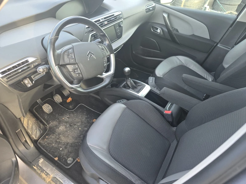 Citroen C4 Picasso 1.2i LUXURY, снимка 5 - Автомобили и джипове - 48654332