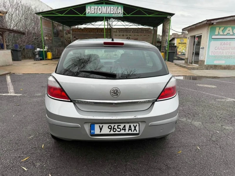 Opel Astra, снимка 2 - Автомобили и джипове - 48751709