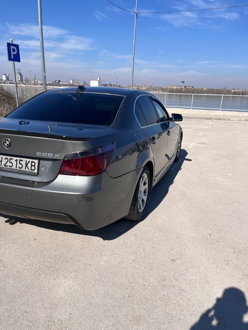 BMW 525, снимка 6 - Автомобили и джипове - 49411059