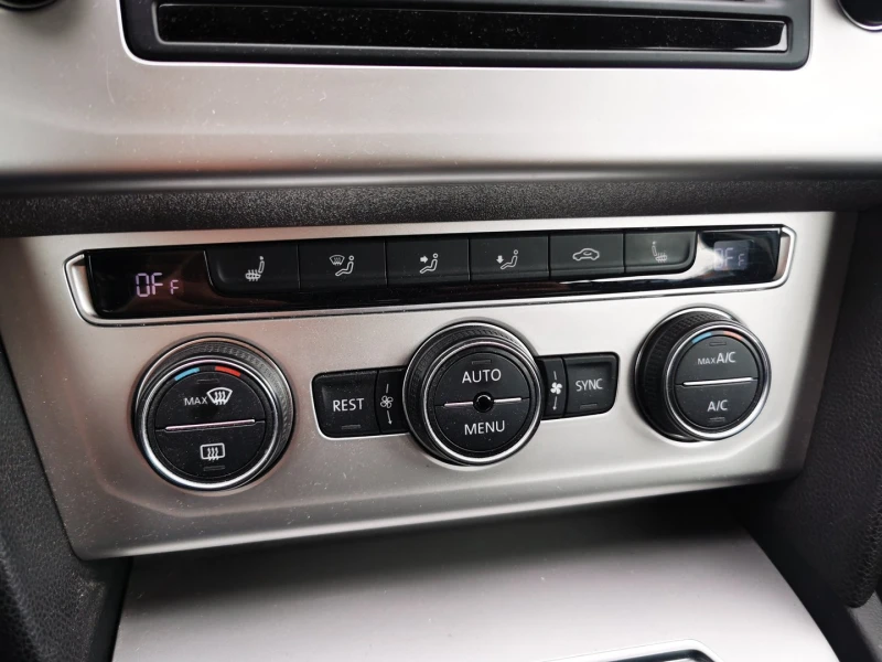 VW Passat VW Passat Var. Comfortline 2.0TDI SCR BMT, снимка 17 - Автомобили и джипове - 52844642