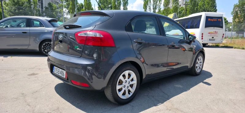 Kia Rio 1.3i 85k.c GAZ ITALIA EURO 5B , снимка 4 - Автомобили и джипове - 50670951