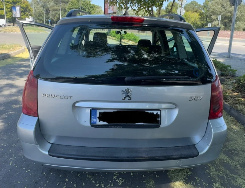 Peugeot 307 Бензин-газ, снимка 7 - Автомобили и джипове - 52408713