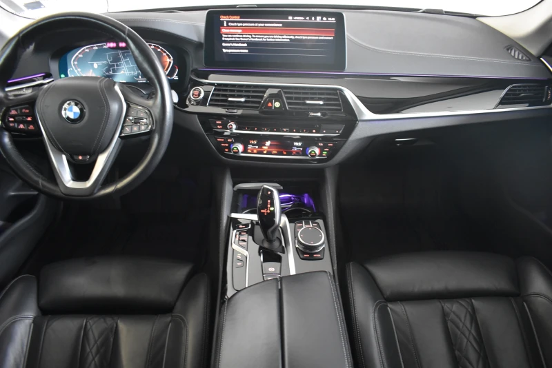 BMW 540 xDrive, снимка 7 - Автомобили и джипове - 52041838