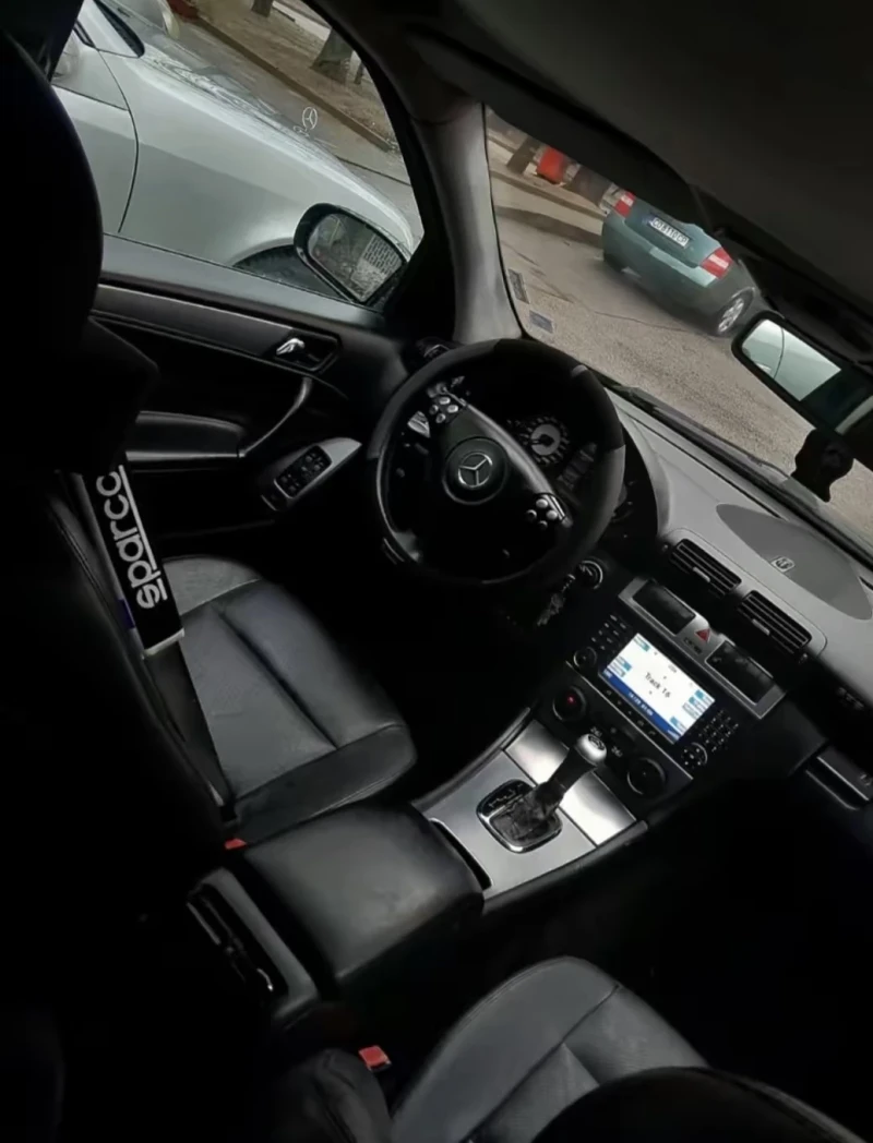 Mercedes-Benz C 30 AMG, снимка 5 - Автомобили и джипове - 52625257