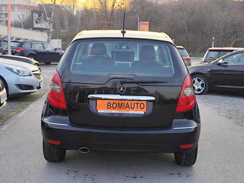 Mercedes-Benz A 150 1.5i* KLIMA* КОЖА* , снимка 5 - Автомобили и джипове - 52815871