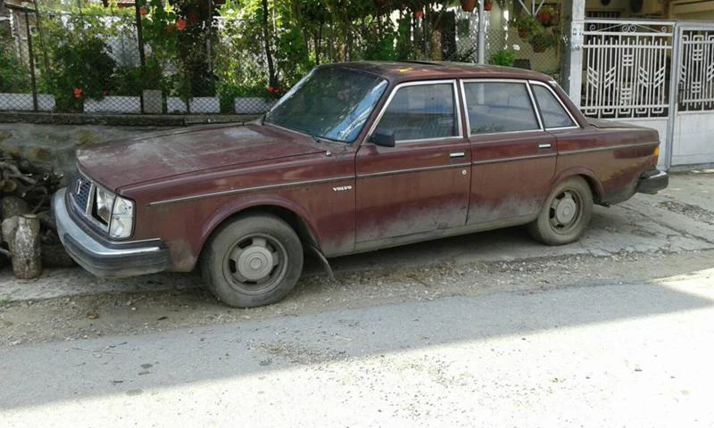 Volvo 244 CL, снимка 1 - Автомобили и джипове - 47829078