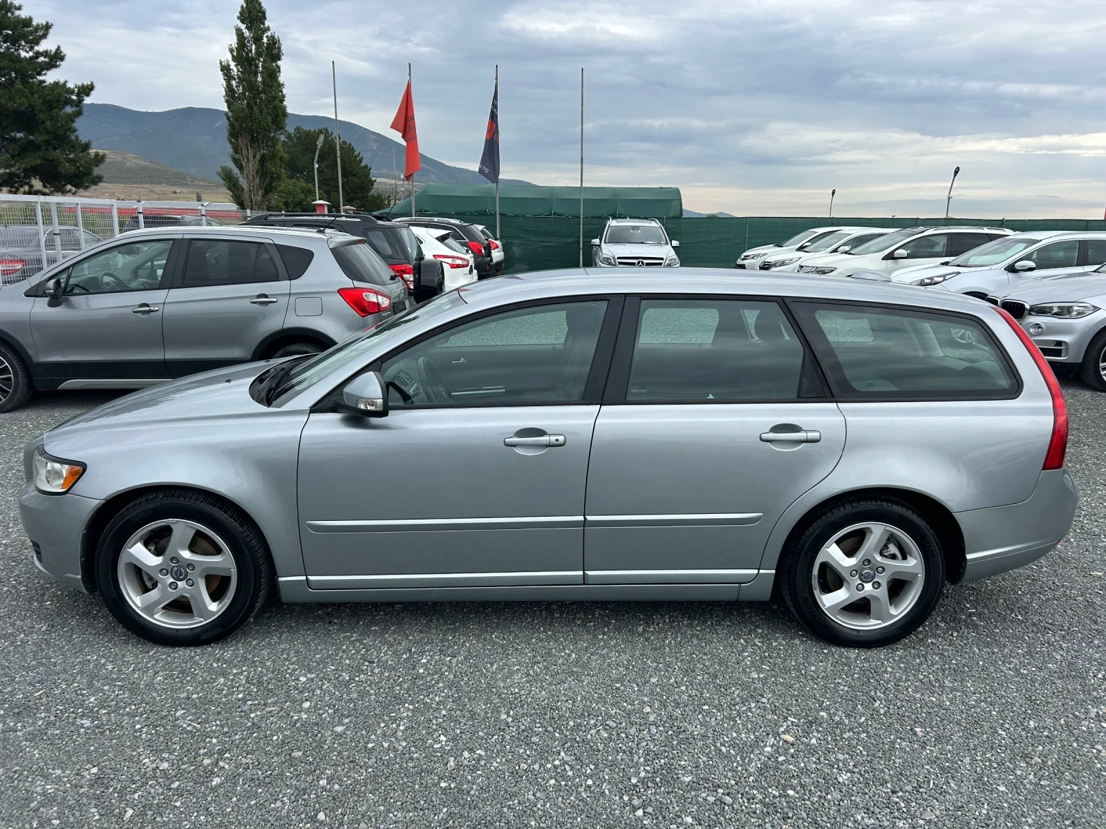 Volvo V50 (KATO НОВА) - изображение 10