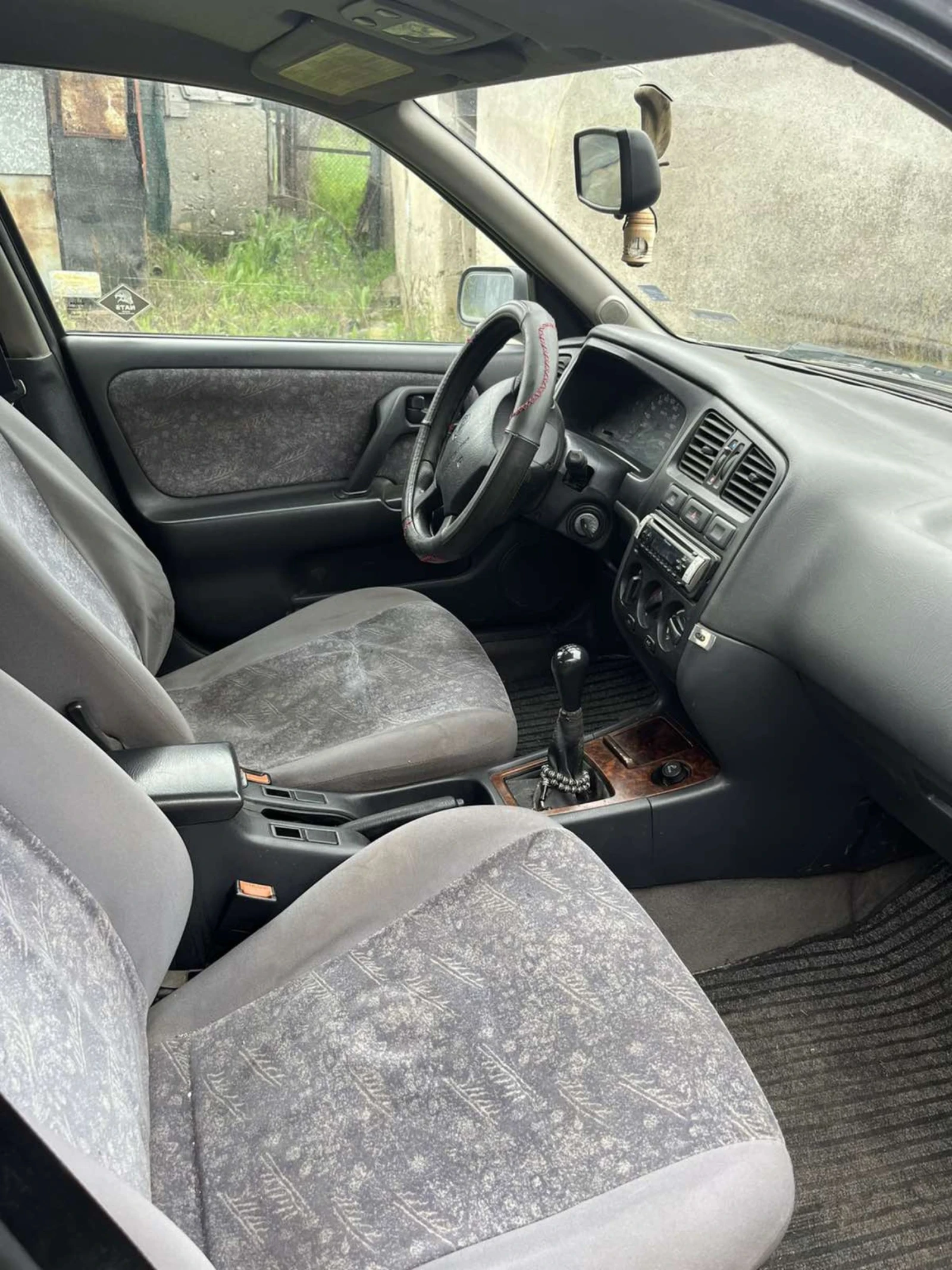 Nissan Primera  - изображение 2