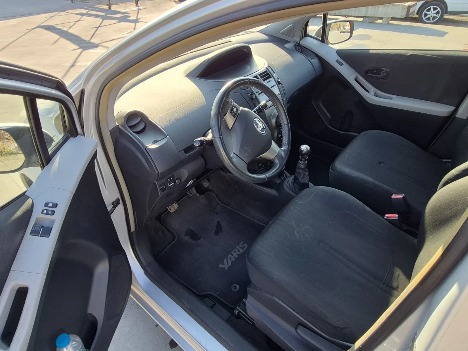 Toyota Yaris  - изображение 5