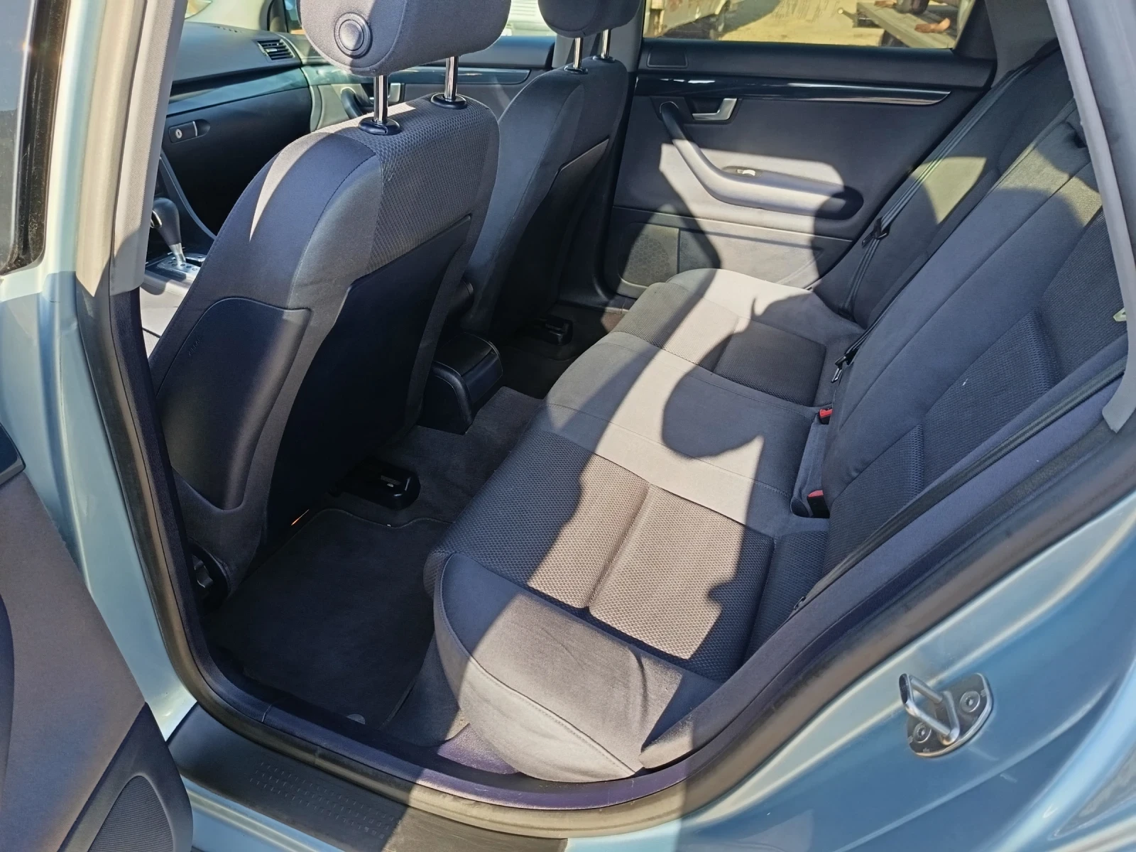 Audi A4 Audi A4 Модел B6 двигател 1.8т бензин 163 коня - изображение 9