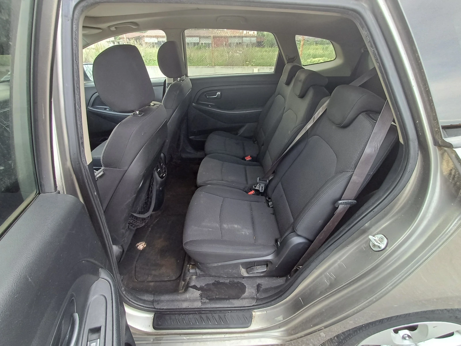 Kia Carens 1.7crdi-на части - изображение 9