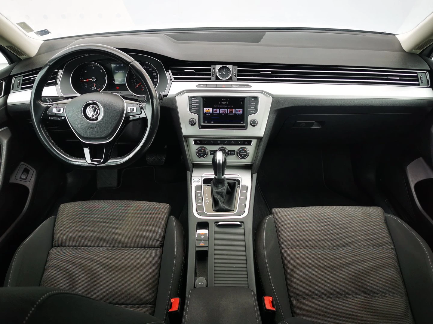 VW Passat VW Passat Var. Comfortline 2.0TDI SCR BMT | Mobile.bg — изображение 4