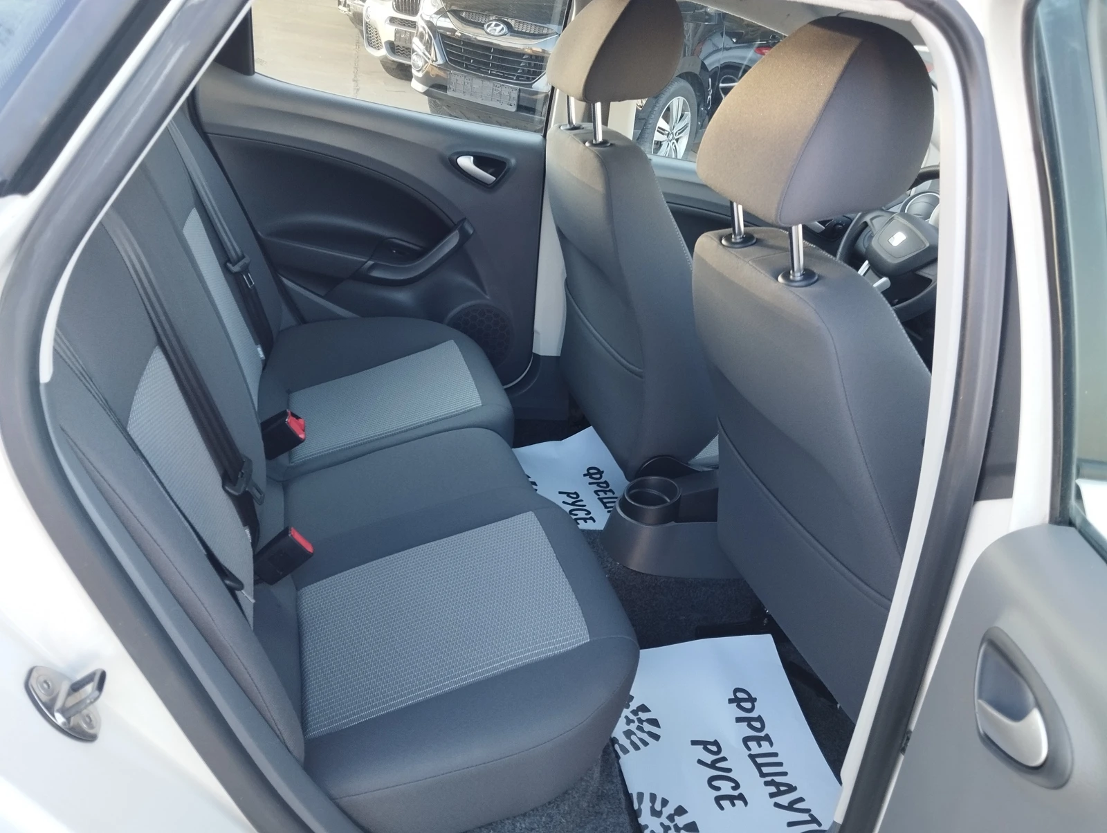 Seat Ibiza 1.2i - изображение 8
