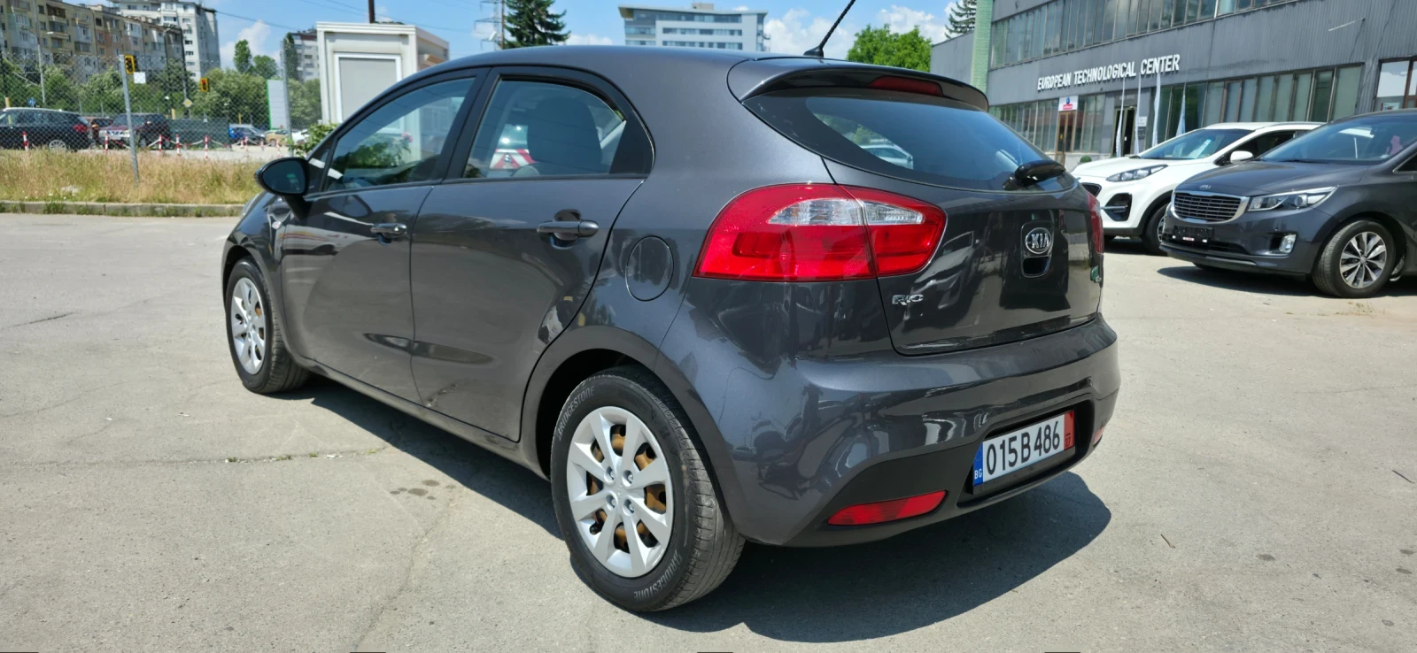 Kia Rio 1.3i 85k.c GAZ ITALIA EURO 5B  - изображение 6