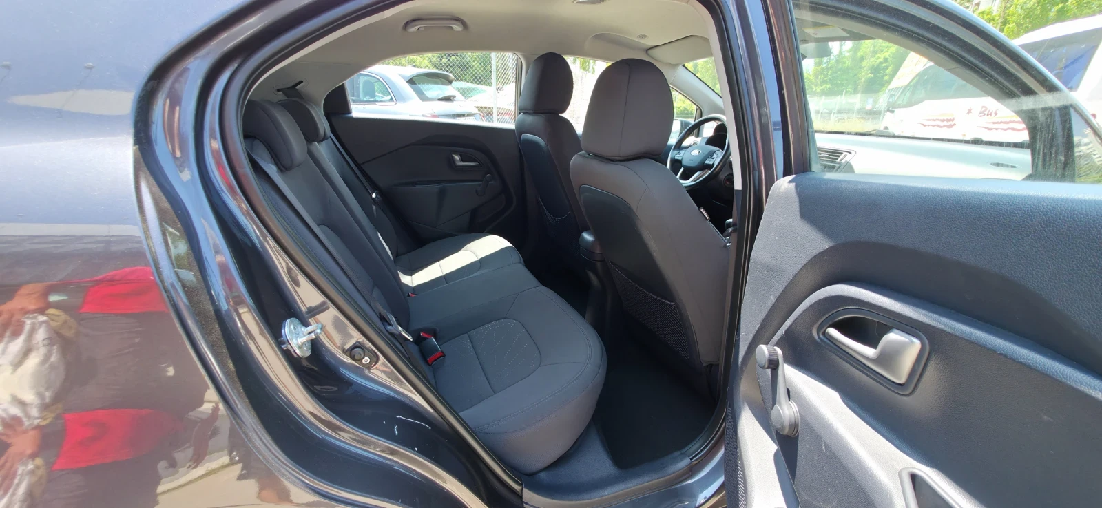 Kia Rio 1.3i 85k.c GAZ ITALIA EURO 5B  - изображение 10