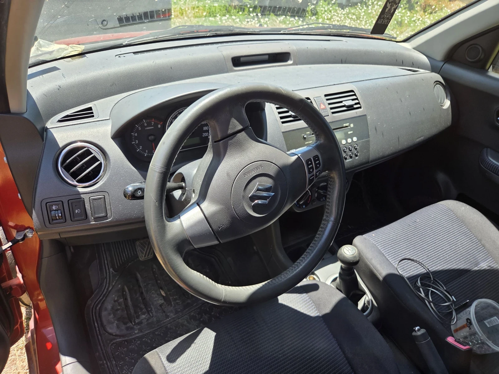 Suzuki Swift, снимка 11 - Автомобили и джипове - 52659481