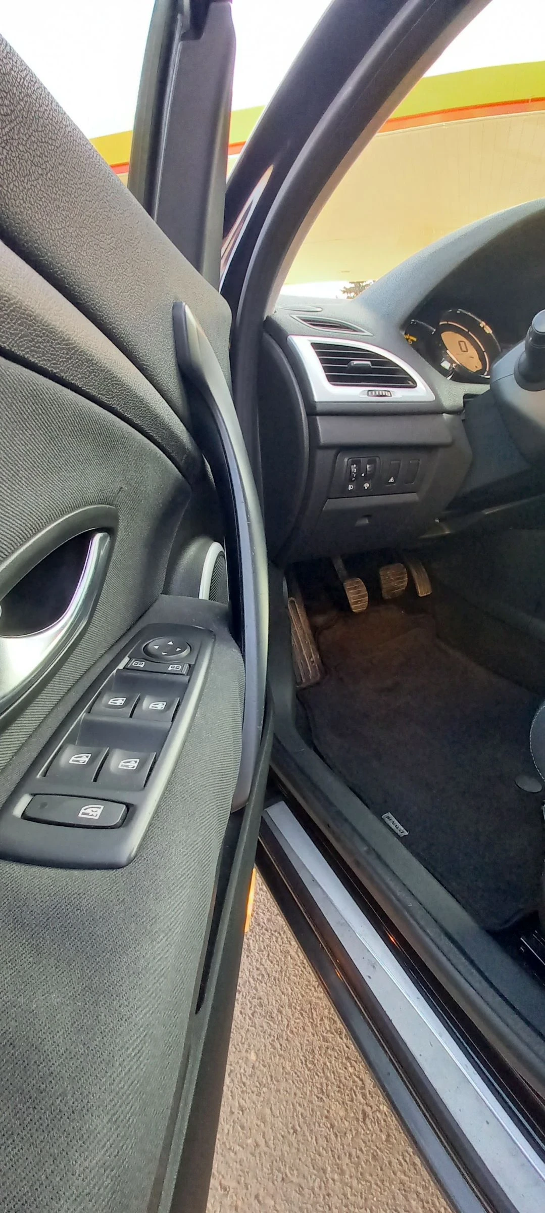 Renault Megane  | Mobile.bg   6