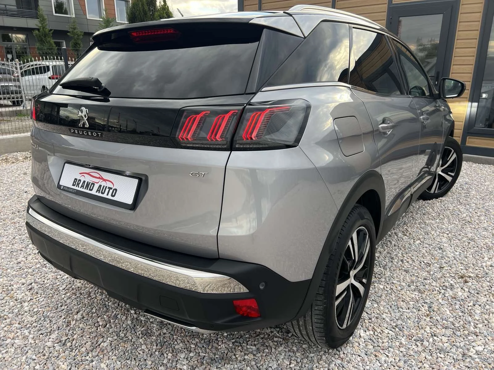 Peugeot 3008    GT-LINE*     1.5 HDI - изображение 5