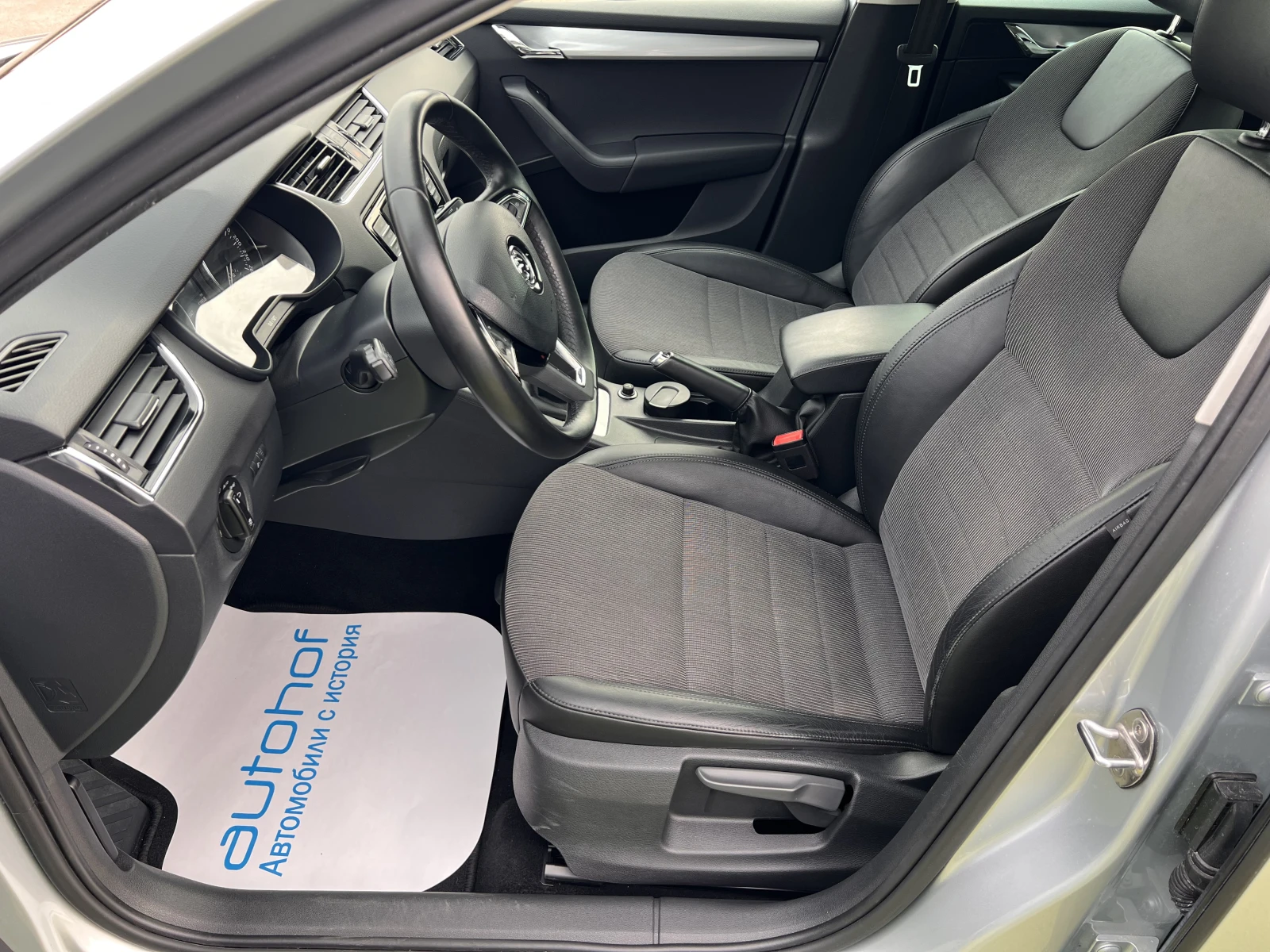 Skoda Octavia STYLE/2.0TDI/150K.C./6MT - изображение 8