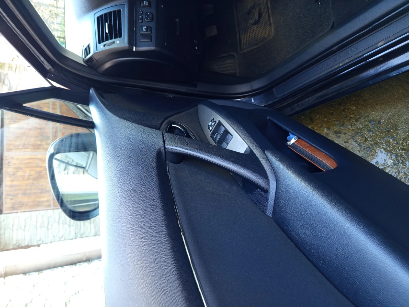 Toyota Avensis | Mobile.bg � ����������� 7