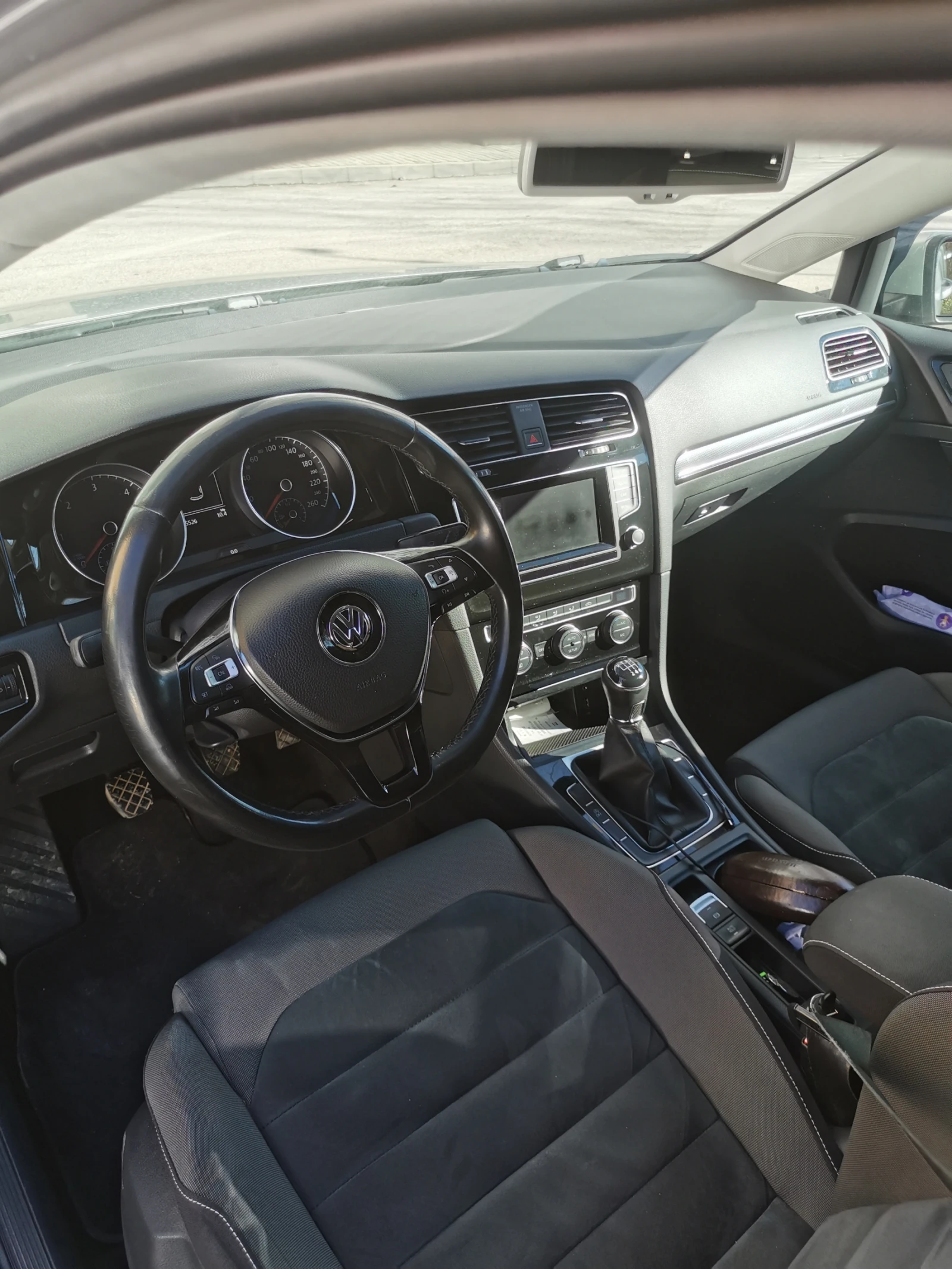 VW Golf 2.0 TDI ИТАЛИЯ - изображение 7