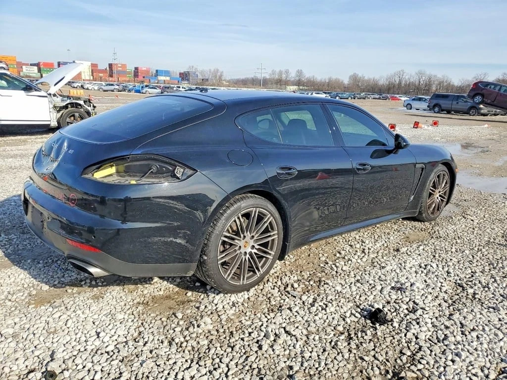 Porsche Panamera * 2 * CARFAX * Фиксирана цена ! - изображение 3