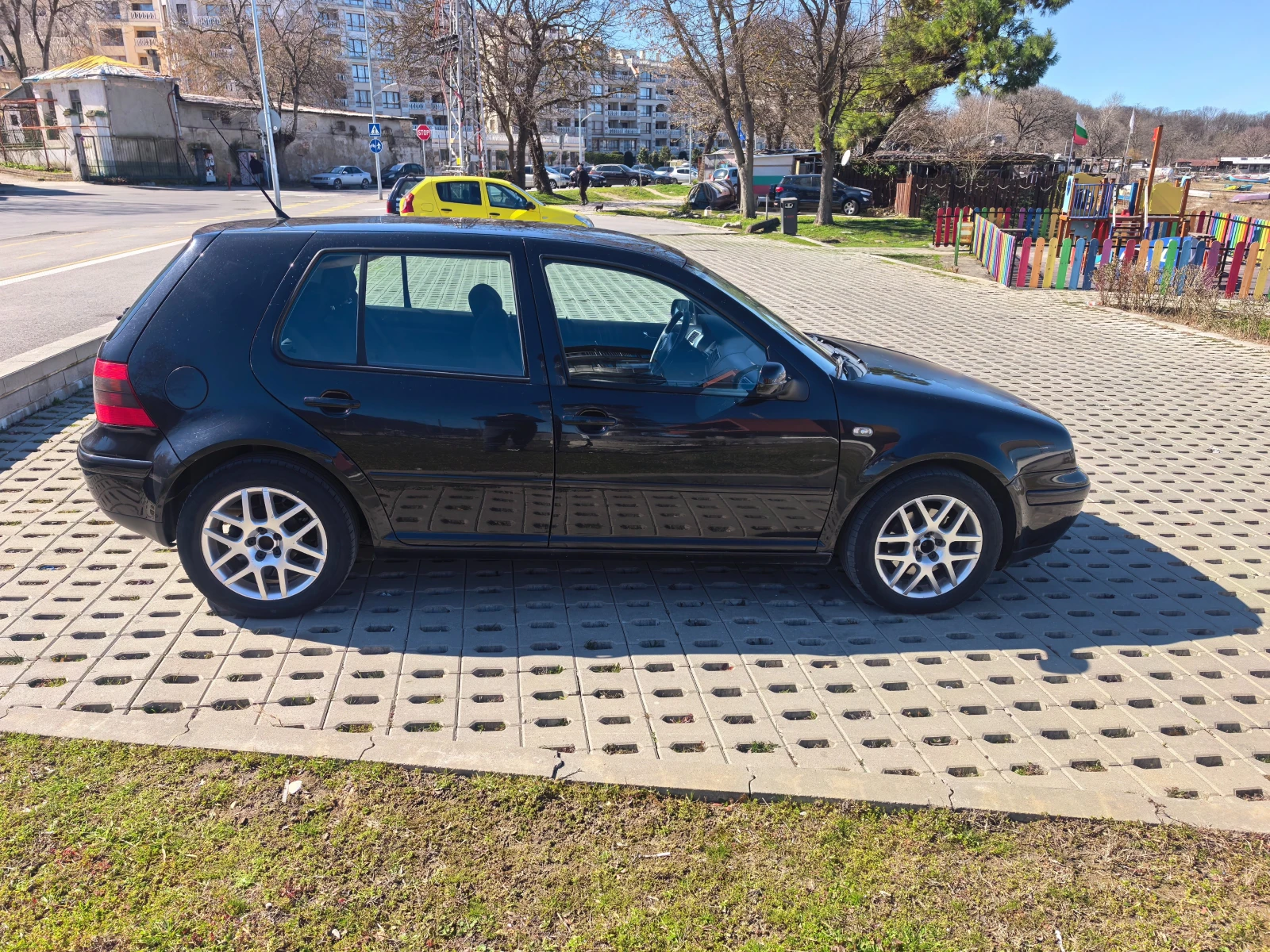 VW Golf