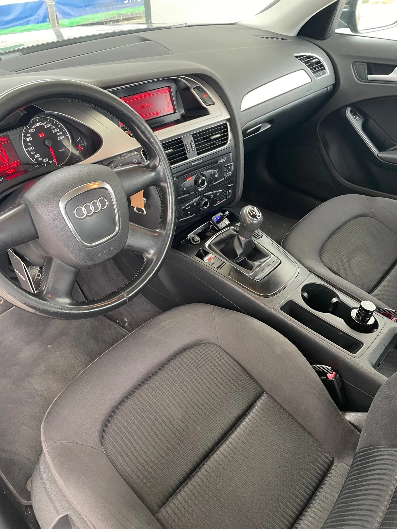 Audi A4, снимка 7 - Автомобили и джипове - 54038915