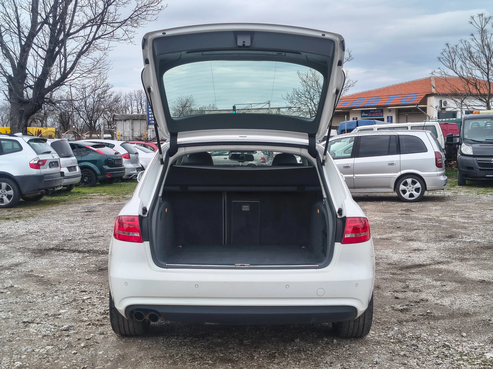 Audi A4 Facelift, снимка 6 - Автомобили и джипове - 54363221