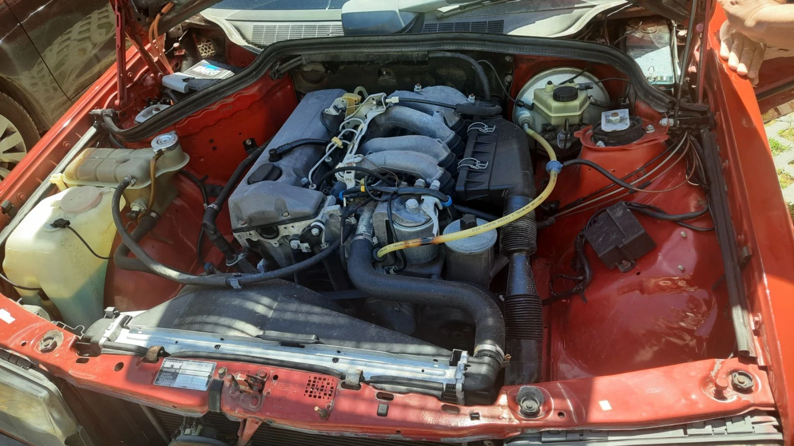 Mercedes-Benz 190, снимка 12 - Автомобили и джипове - 54365701