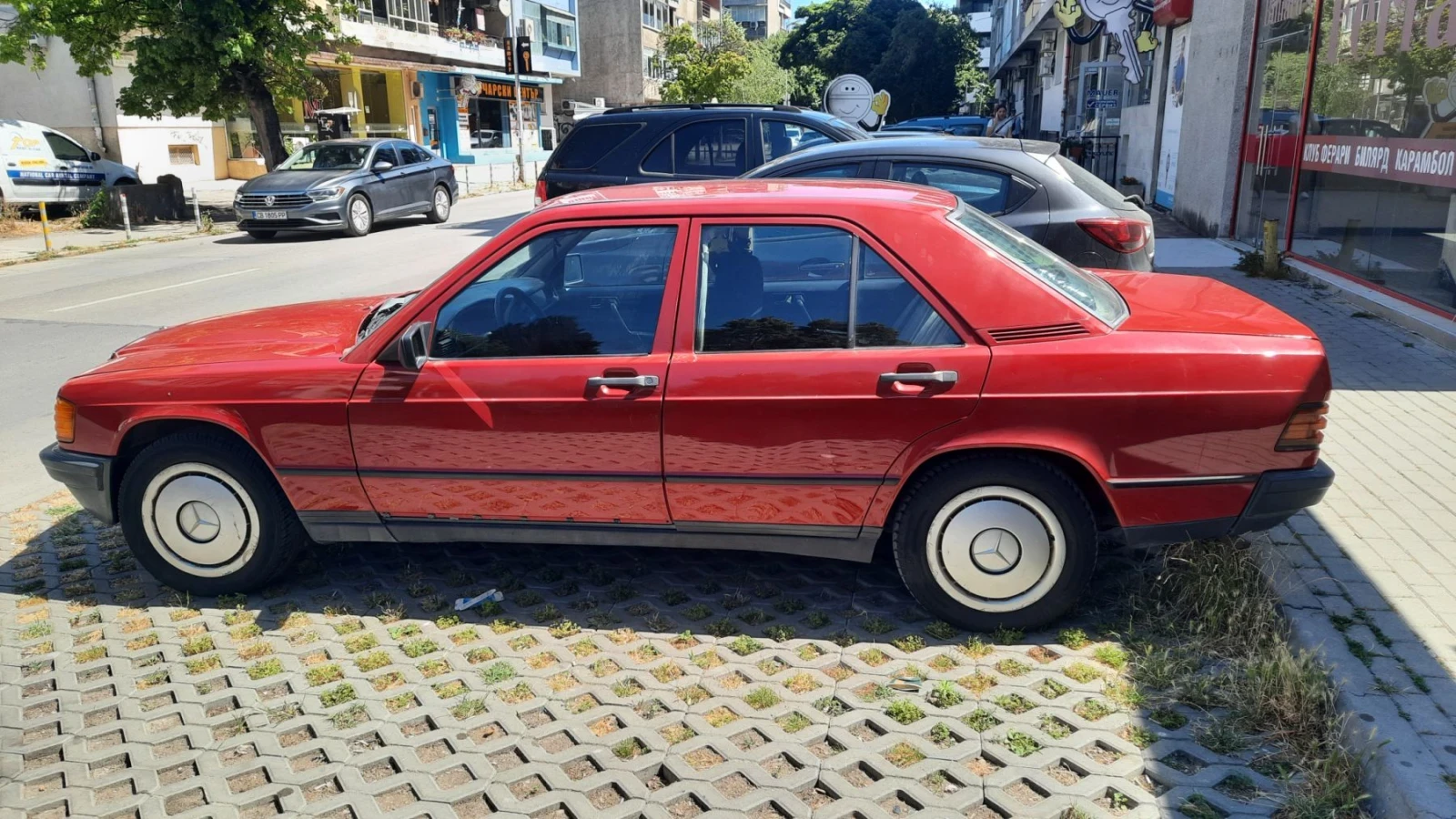 Mercedes-Benz 190, снимка 7 - Автомобили и джипове - 54365701
