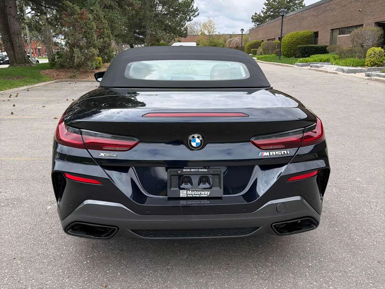 BMW 850 xDrive/360/ОБДУХВАНЕ/ДИСТРОНИК/HARMAN KARDON , снимка 5 - Автомобили и джипове - 54393574