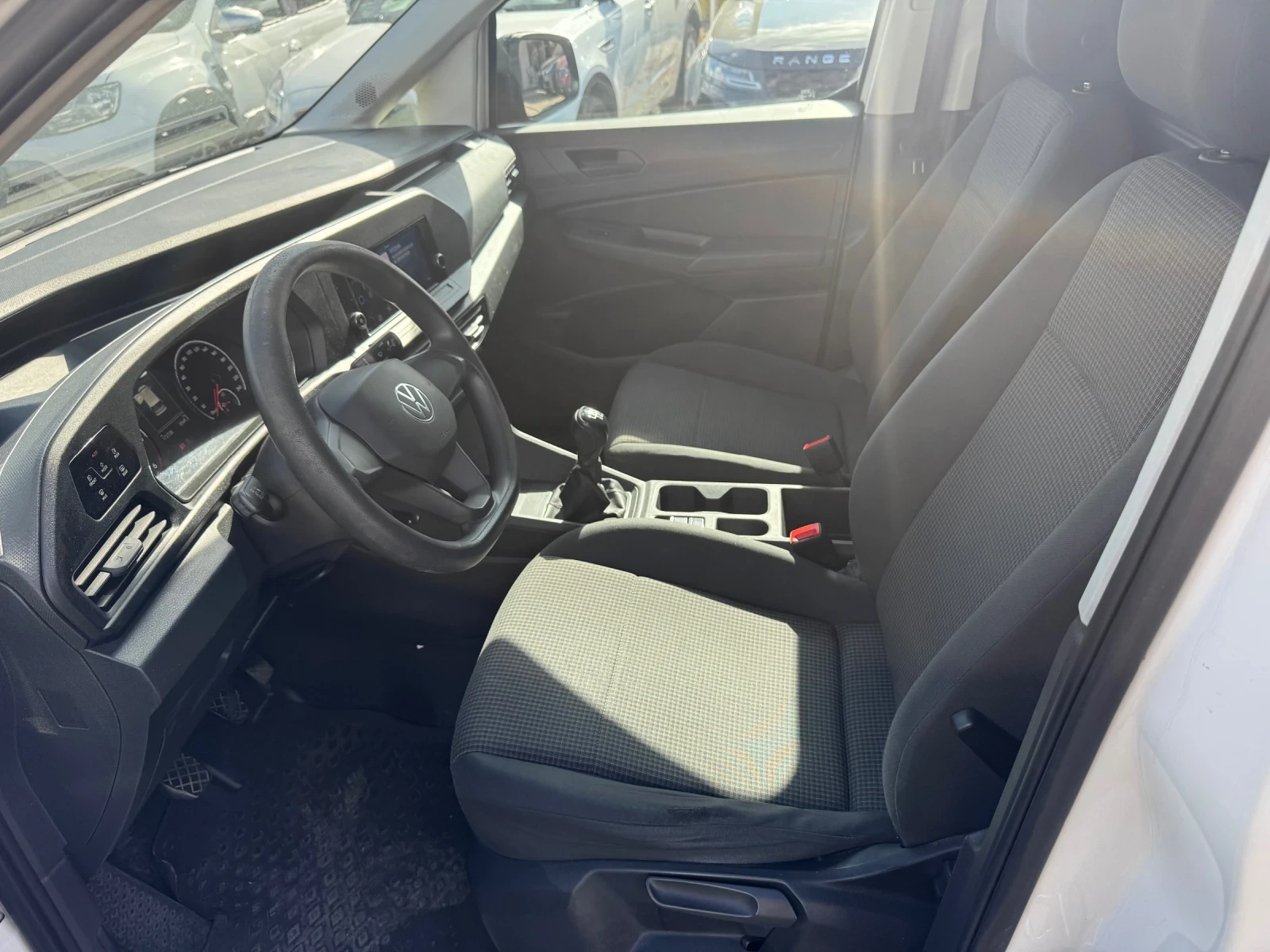 VW Caddy MAXI* 172000km* 2.0TDI 102hp* ЛИЗИНГ* КЛИМА, снимка 5 - Автомобили и джипове - 56201619