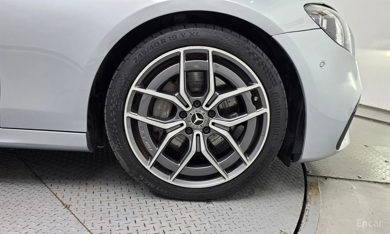 Mercedes-Benz E 220 d* 4MATIC* AMG OPTIC* �����* ���������* ������ ��� | Mobile.bg � ����������� 5