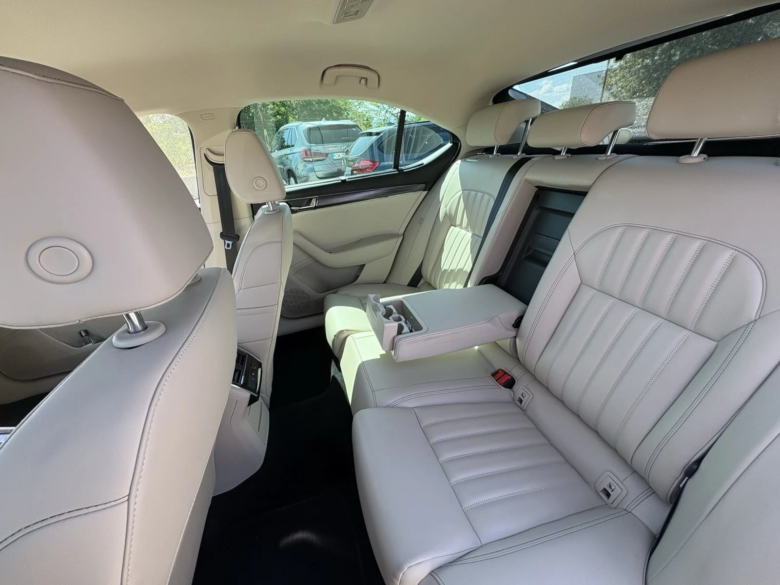 Skoda Superb, снимка 10 - Автомобили и джипове - 56725798