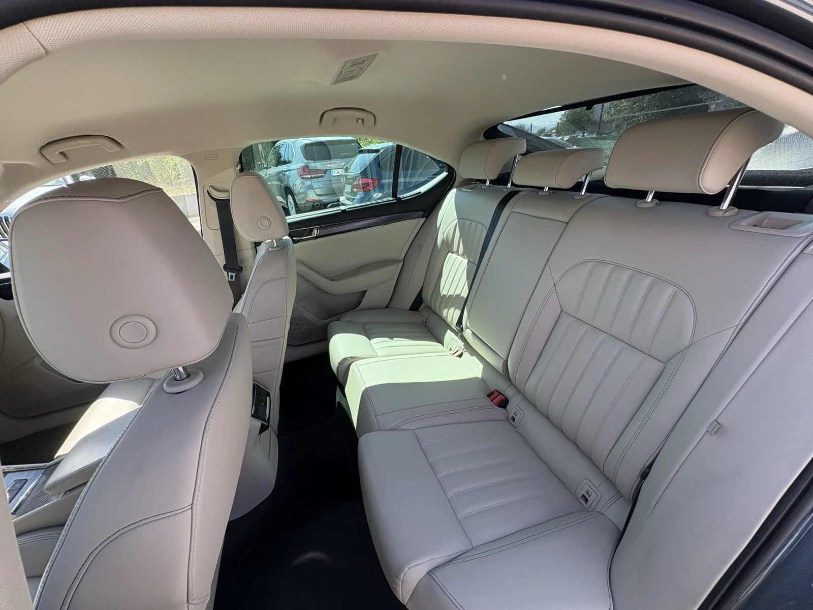 Skoda Superb, снимка 13 - Автомобили и джипове - 56725798