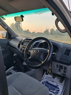Toyota Hilux 4x4 2.5 Dizel, снимка 9