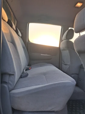 Toyota Hilux 4x4 2.5 Dizel, снимка 11