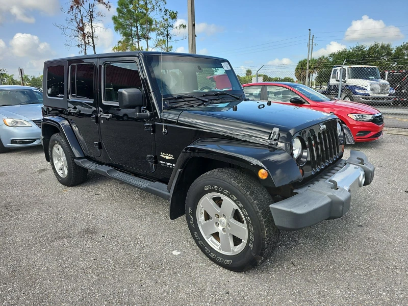 Jeep Wrangler Unlimited Sahara перфектен за газ, снимка 2 - Автомобили и джипове - 47368160